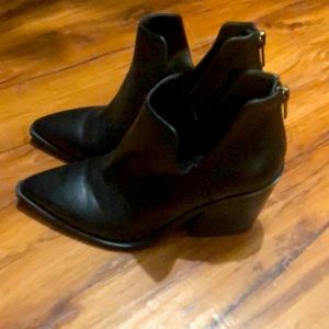 Black leather booties excellent condition size 7